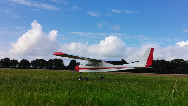 Schnupperfliegen mit dem Flugmodell-Sportverein Dingden e.V.